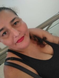 zara_milf Public Pic 2