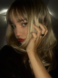 ElsiHill Public Pic 6