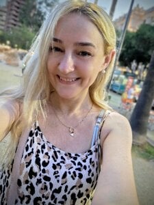 1Sweetnina Christmas Arts and Crafts Fair 🎄🎁🤶🎅✨️ Pic