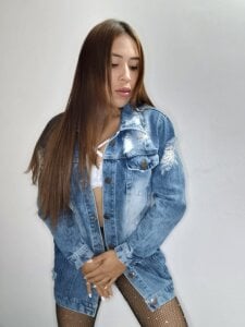 CRISTAL JAMES de cristal_jamess  5 Imagens