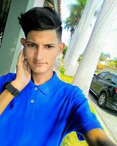 Juan_Hotcaliemte Hallo Pic 9