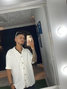 Public de liam_cam  2 Imagens