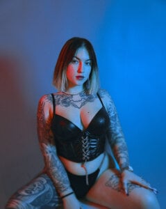 IvyHoney Public Photo 4