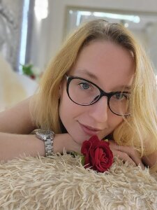 Claire_Vi