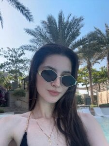 AlessiaChen What is love? Pic 5