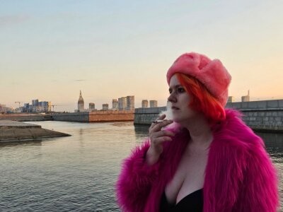SarahFromTARDIS ussr pink style Pic 3
