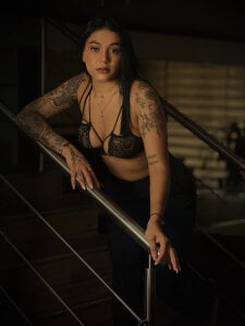 It's dark, are you coming with me? de sofiagomez__ Foto 4