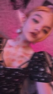 Me de KittiHitty  3 photos