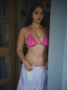 01Mona Me 😁 Gambar