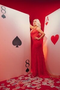 SophieBarnett 💗Saint Valentine💗  2টি ছবি