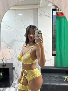 monserratt01 Public Pic 5