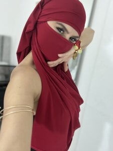 _shaiira I Am not a promise, I Am temptation Pic