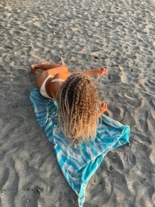 angelkyraasm Beach day 💦🏝🌤💧🌊 Poză 6