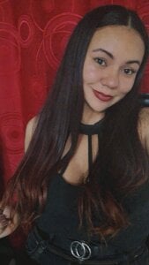 RossieJones Public Pic 2