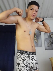 andres_sant SEXY HOT Pic 5