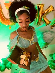 emmaalennox Happy saint patrick 🍀💚 Pic 5