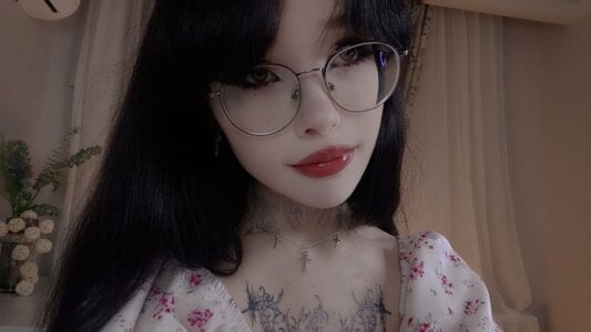 JodyHeap Cute album Pic 2