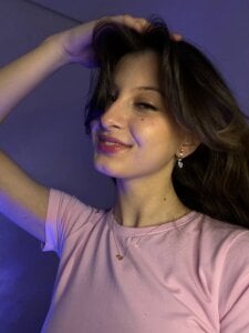 LouiseChavez effortlessly warm Immagine 