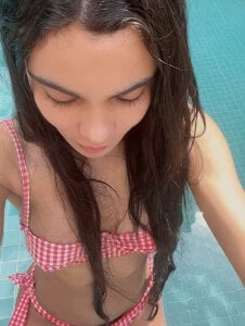 @skinnykittencam de SkinnyKitten  3 Imagens