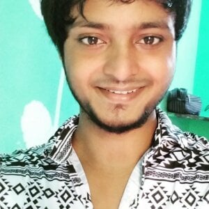 kaaviya2026 honest frds Foto