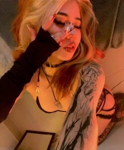 pinkk_deemon kullanıcısının Black Demoon 🖤🖤 albümü -  4 fotoğraf