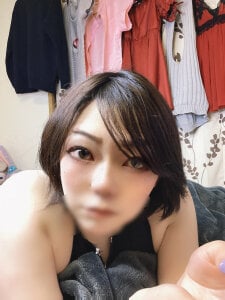 sachi_Lorita Public Pic 2