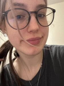 I'm already 19 de NicolaHulse  5 Imagens