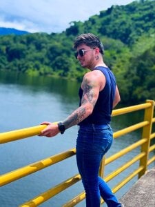 IanBennet Public зображення 5