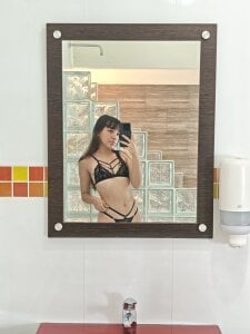 Ashly_pinkxx Hi, I'm Ashly❤️ Kuva