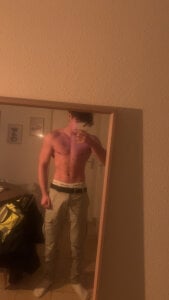 Lucas328706 Public 圖片