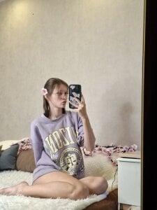 RoxyHerena Soft Focus Poză 5