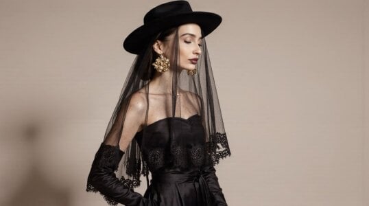 MarieKarma Black veil Pic 3