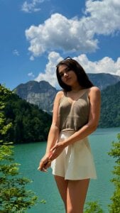 Priscillla_Cute Public Foto