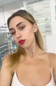 Emma_Plays Public Pic 6