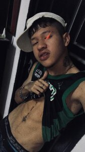 jaden_wolf She looks innocent… until you look at her twice. Pic 3