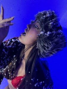 Julietasweett__ ✨ Winter Tease Pic 2