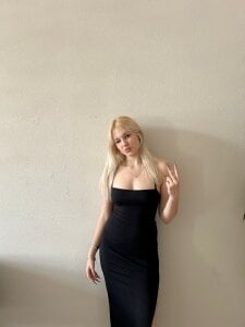 AnnieSwanson Public Pic 5