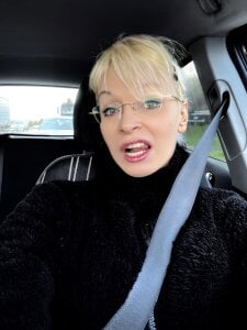 Smiling_Irene Public Pic 7