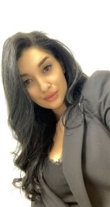 DaliaVeyron Crimson Kiss, Onyx Soul🖤 Pic 4