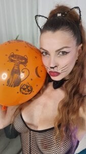 RebeccaRese PurRRrrfect Halloween Kitten 🎃 Pic 8