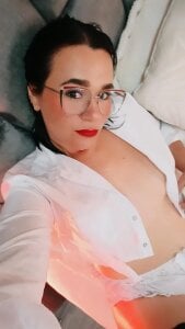 Sienarosewood Ready for fuck ur mommy's pussy? Immagine  2