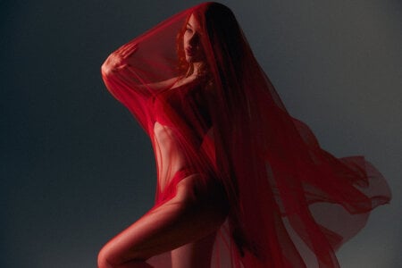 Haze24Red Where you - are is my favorite place on the planet Pic