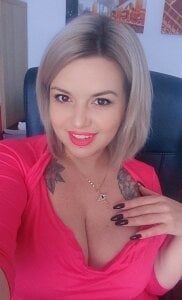 Ladykaos Public Pic 5