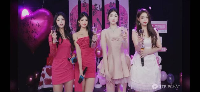 HHH-777 情人节照片 รูป 