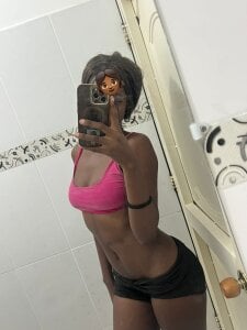 Aylah_beckman's XXX Nude Photo 3