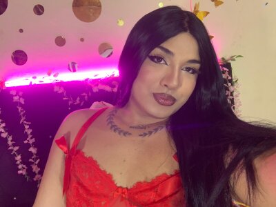 Cute_Emperatriz Sexy Empera Red Pic 5