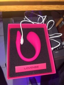 annaandgray New toy ✨ lovense lush 4 🥰🥵 Φωτογραφία