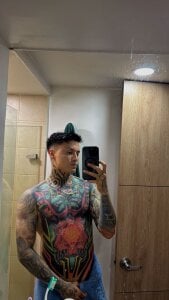 Chrissblack: Public ( 6 фото)