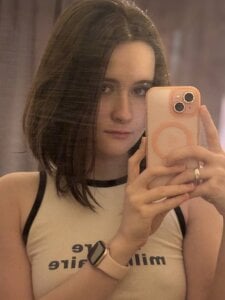 ReenaBeringer: May ( 4 фото)