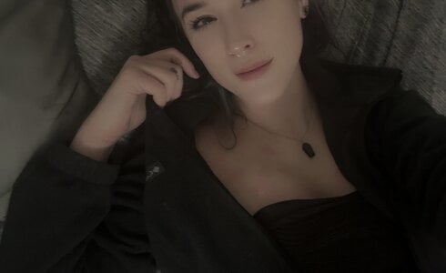 SinfulLillyxx Welcome and enjoy зображення